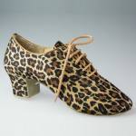 Zapatos animal print leopardo de Aida