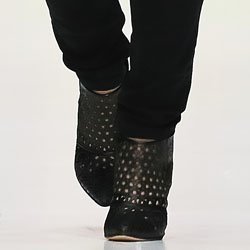 Los zapatos de los diseñadores en el Mercedes-Benz Fashion Week Russia