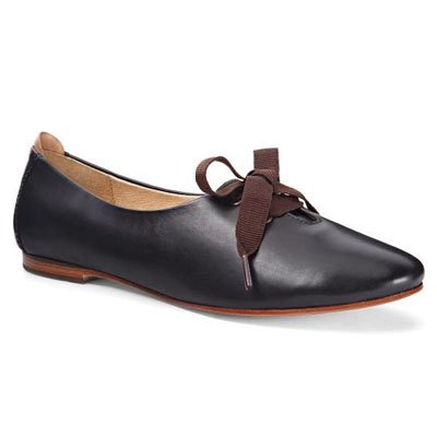 Zapato plano con cordones de Julio de Mucha
