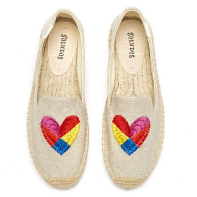 Alpargatas con corazones bordados de Soludos